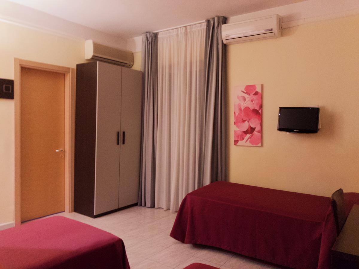 טיבולי Idria Hotel מראה חיצוני תמונה