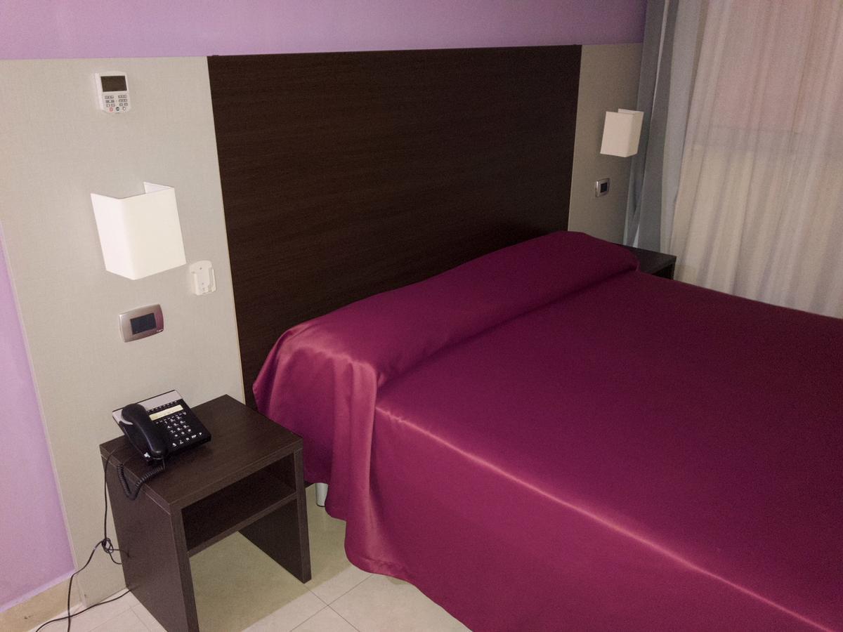 טיבולי Idria Hotel מראה חיצוני תמונה